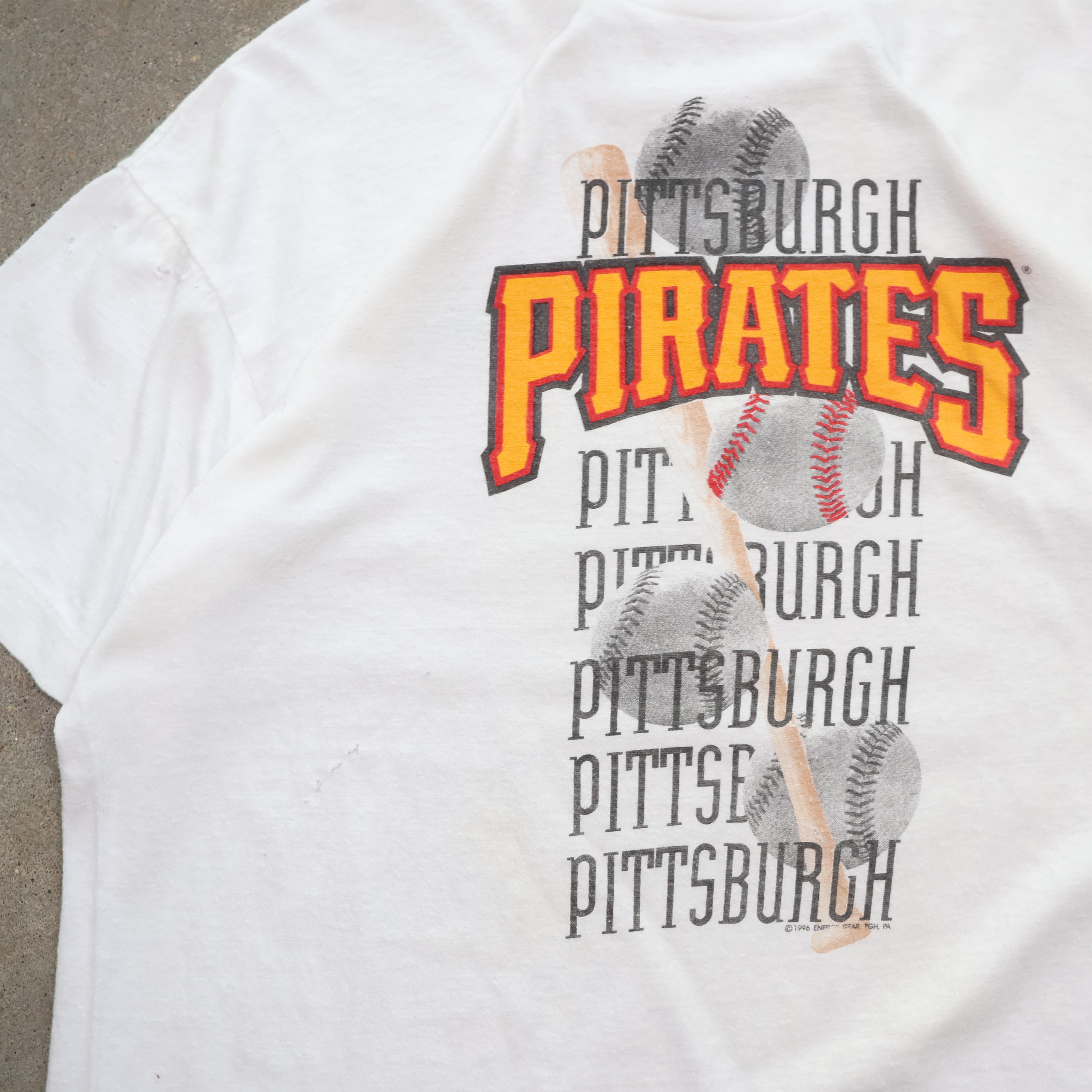 Pittsburg Pirates MLB Baseball T-Shirt 1996 (Medium)