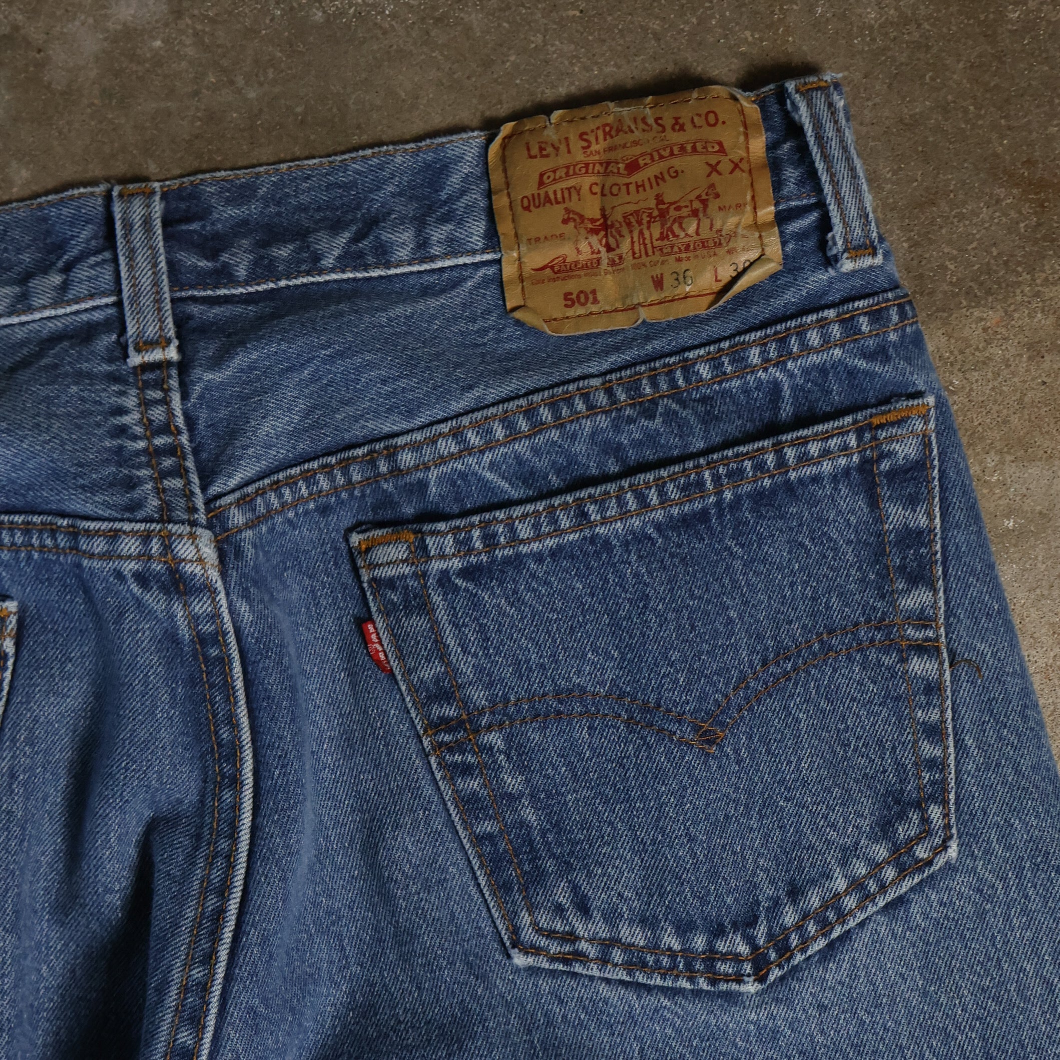 Levi’s 501 Jeans 90s (33”)