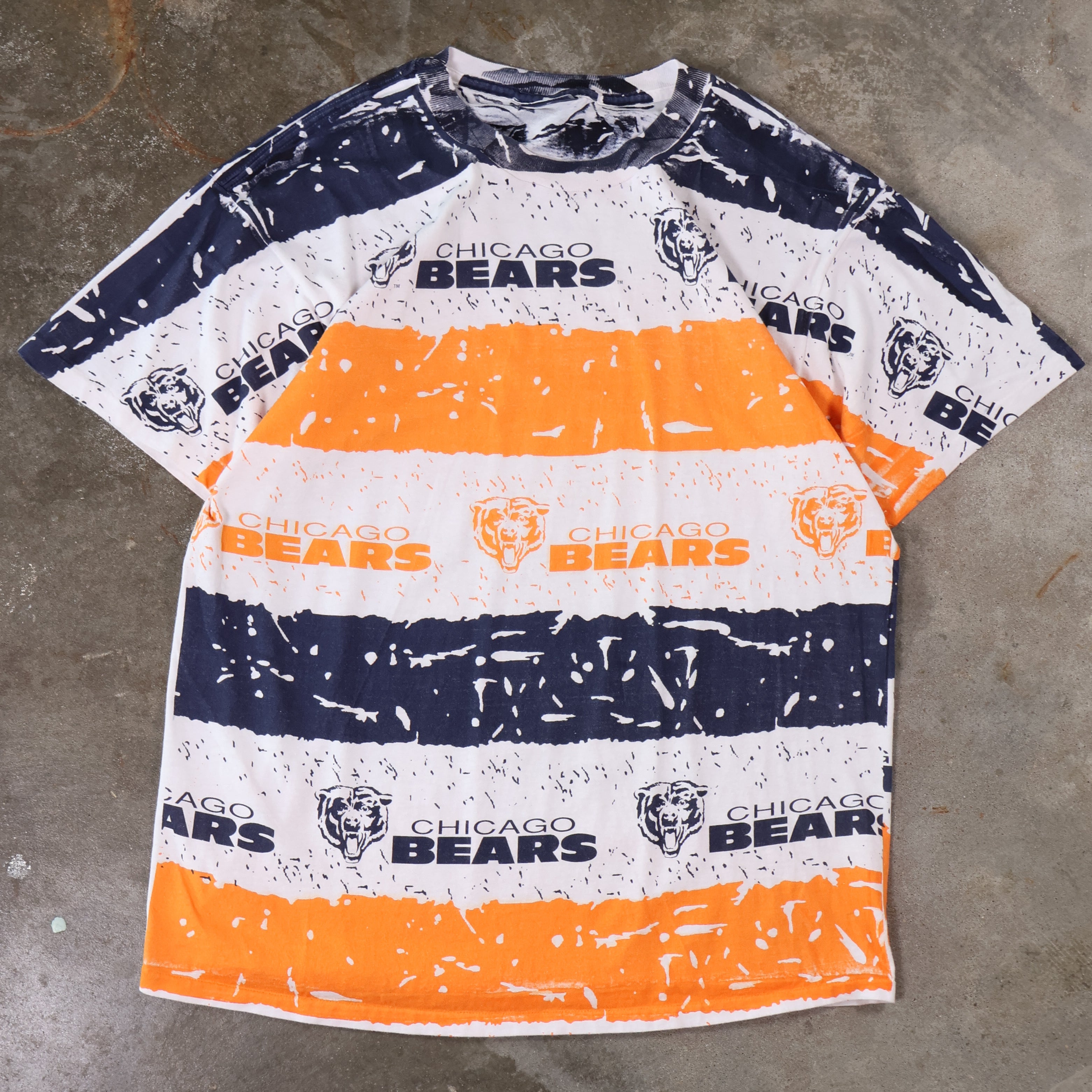 Chicago Bears All Over Print T-Shirt 90s (XL)