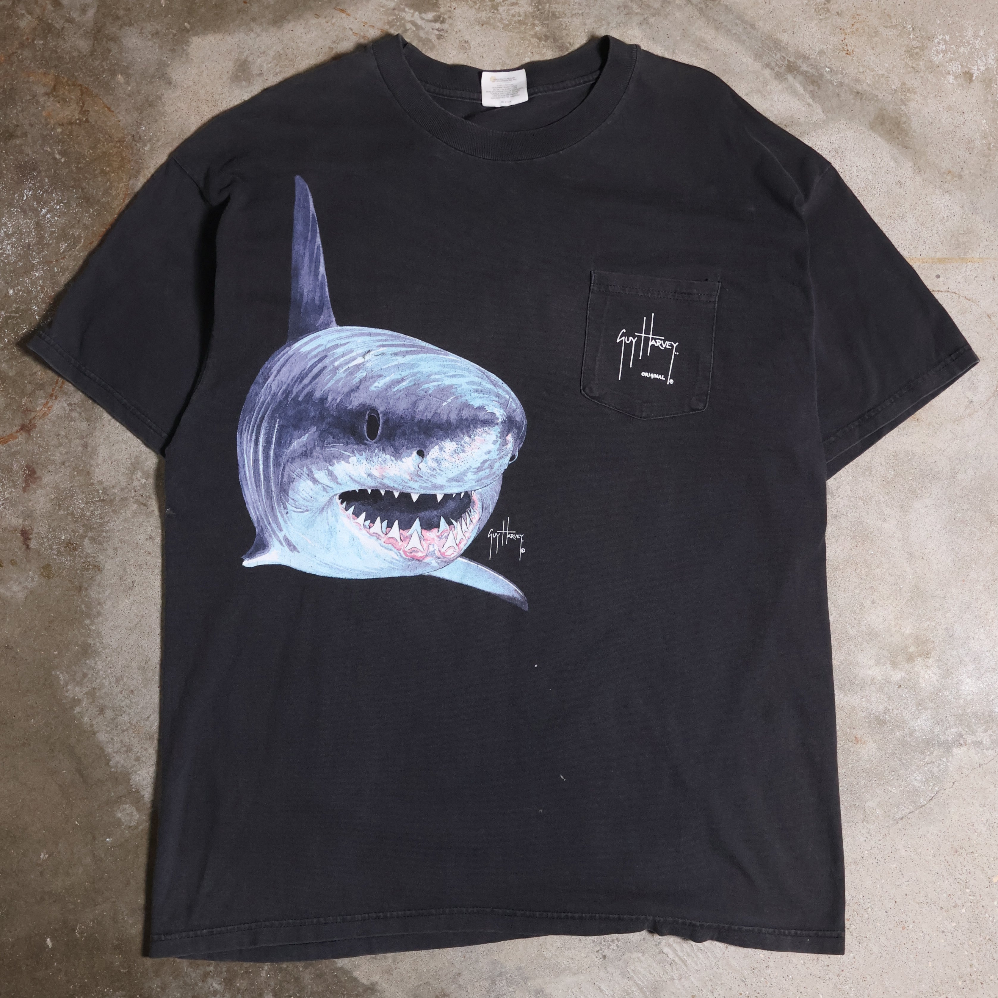 Guy Harvey Shark Pocket T-Shirt 00s (XL)