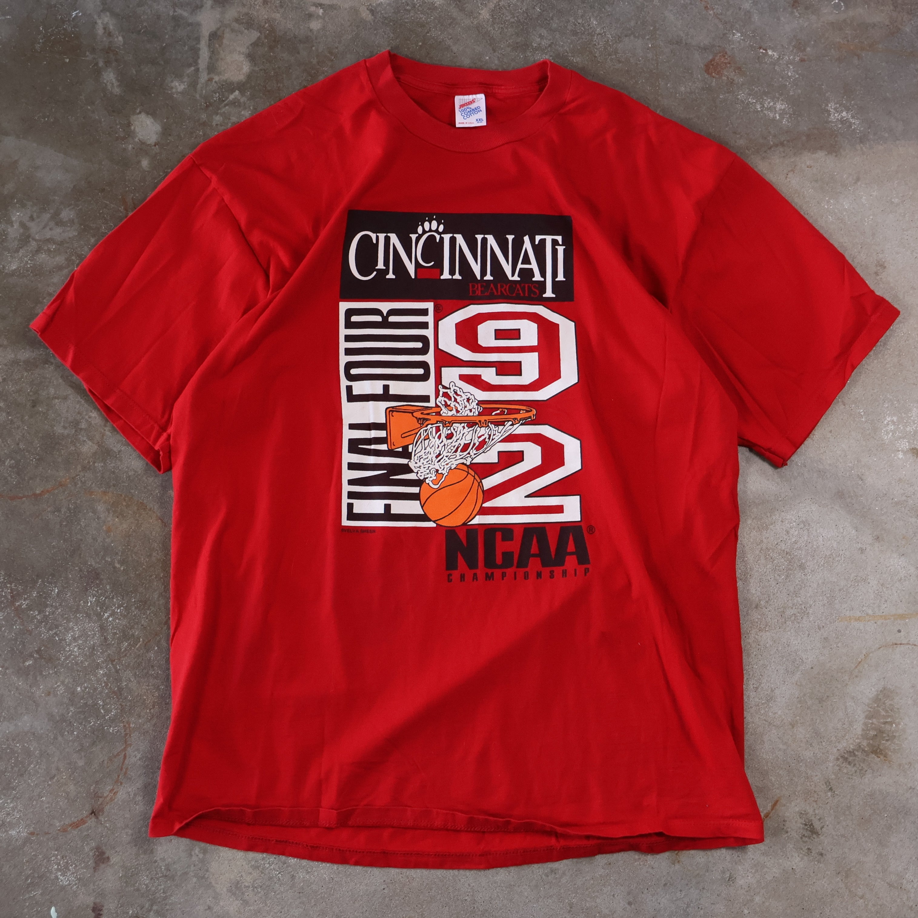 Cincinnati Bearcats NCCA Final Four T-Shirt 1992 (XXL)