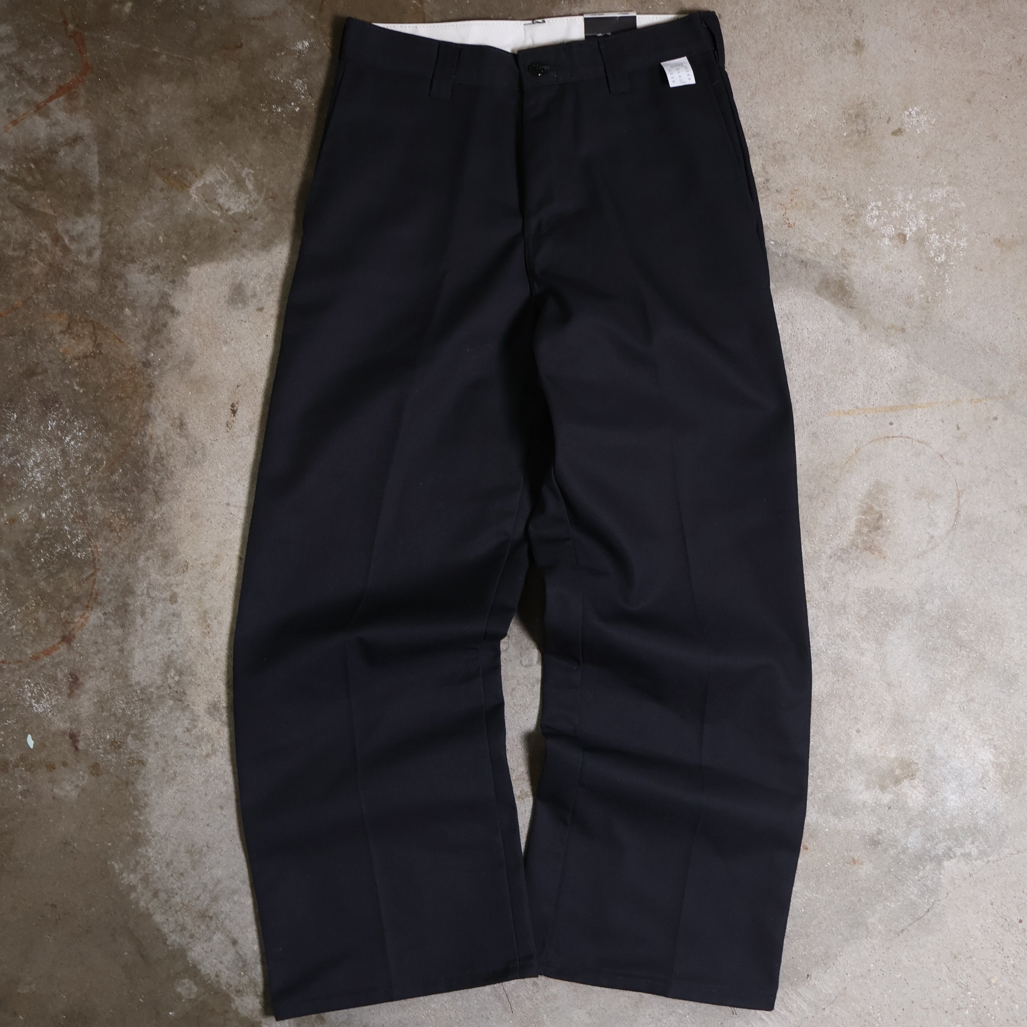 New with Tags Black Dickies Straight Leg Pants (28”)