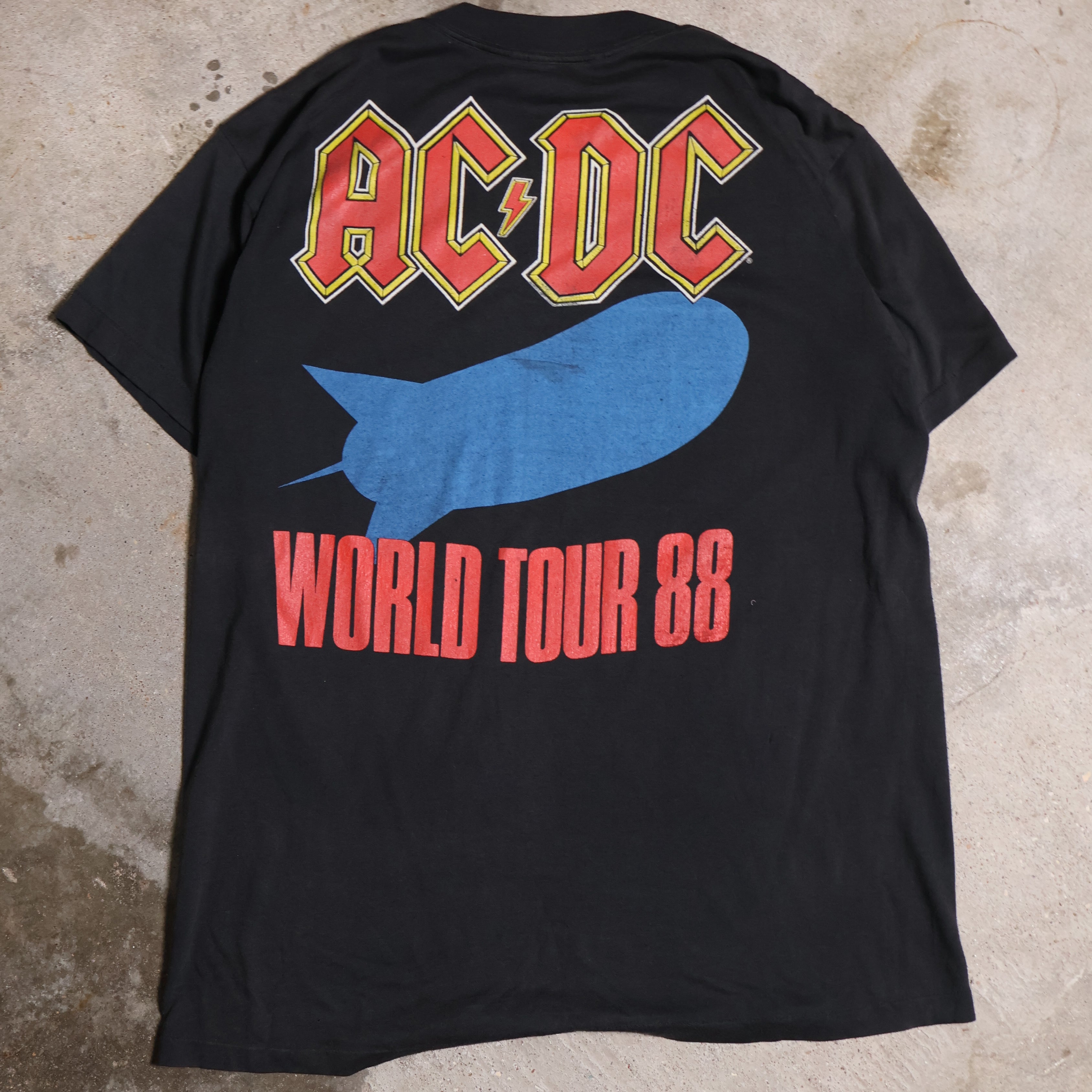 ACDC World Tour T-Shirt 1988 (Medium)