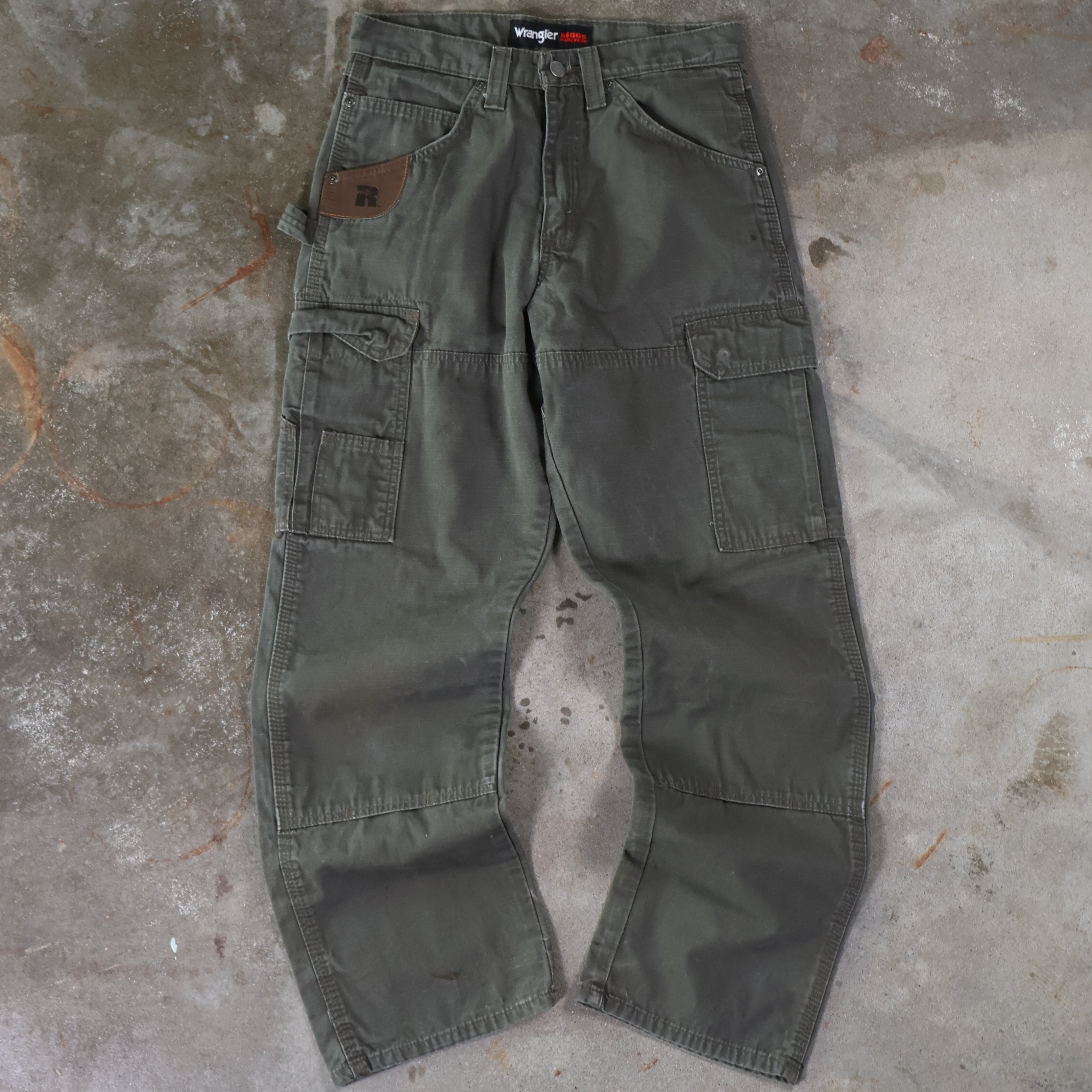 Green Wrangler Riggs Carpenter Cargo Pants (30")