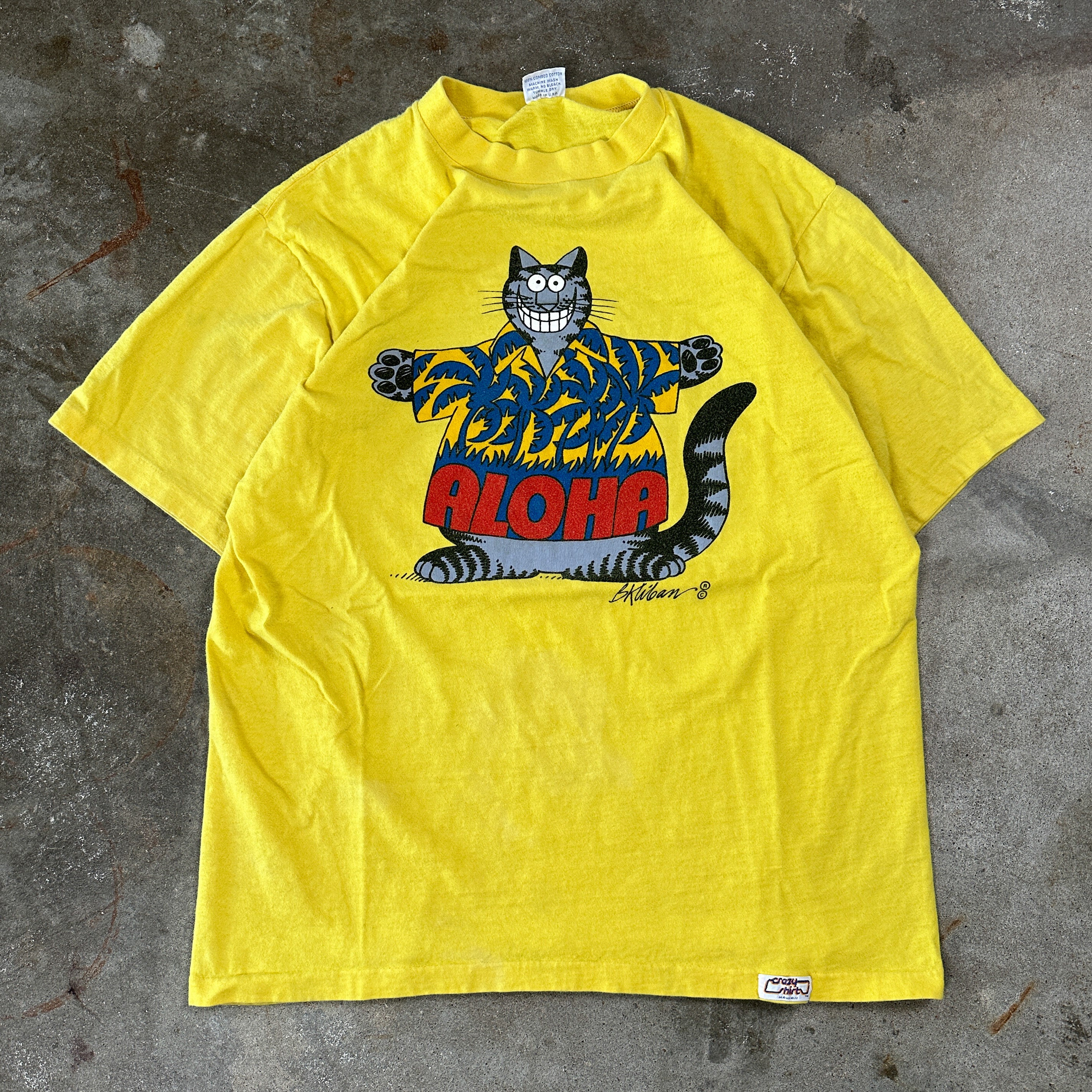 BKliban Aloha Cat T-Shirt 90s (Large)