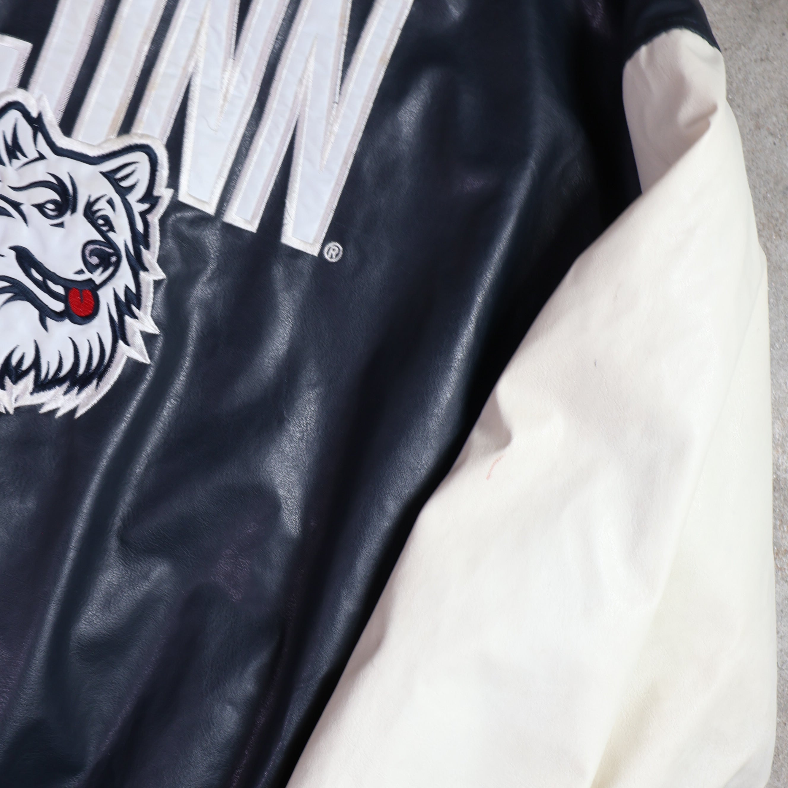 UCONN Huskies Varsity Jacket 00s (XL)