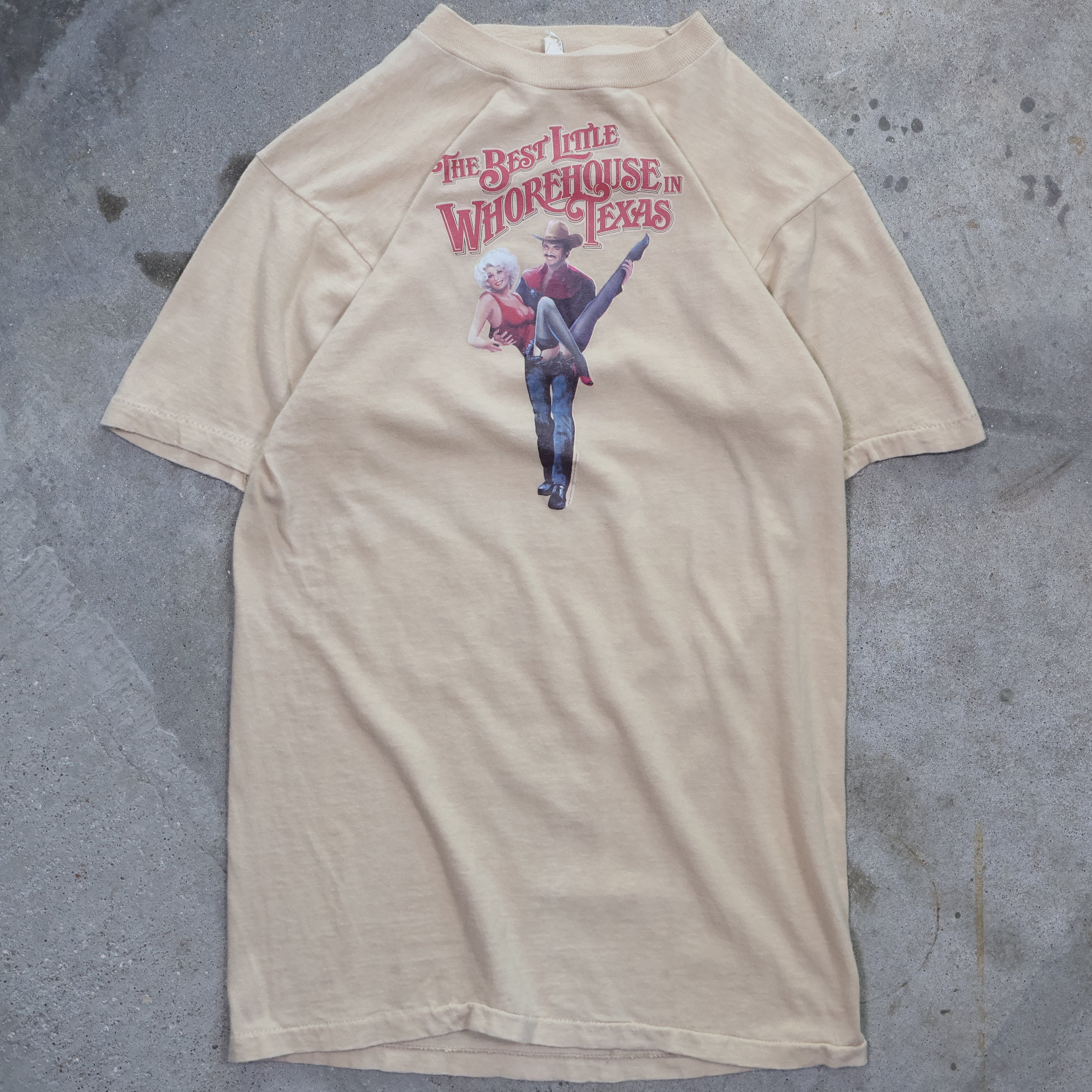 The Best Little Whorehouse in Texas Movie T-Shirt 1982 (Small)