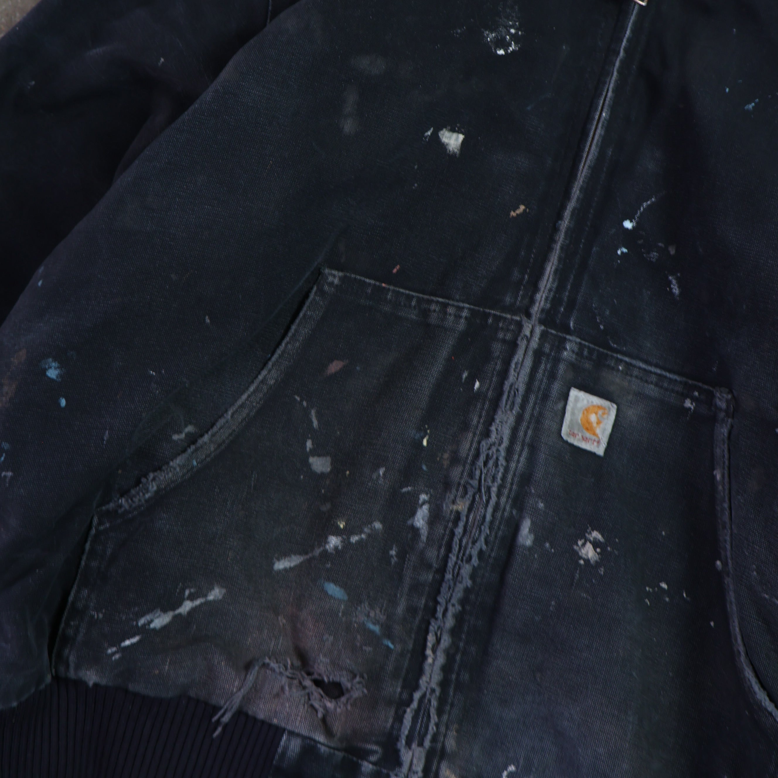 Distressed Black Carhartt Work Jacket (XL)