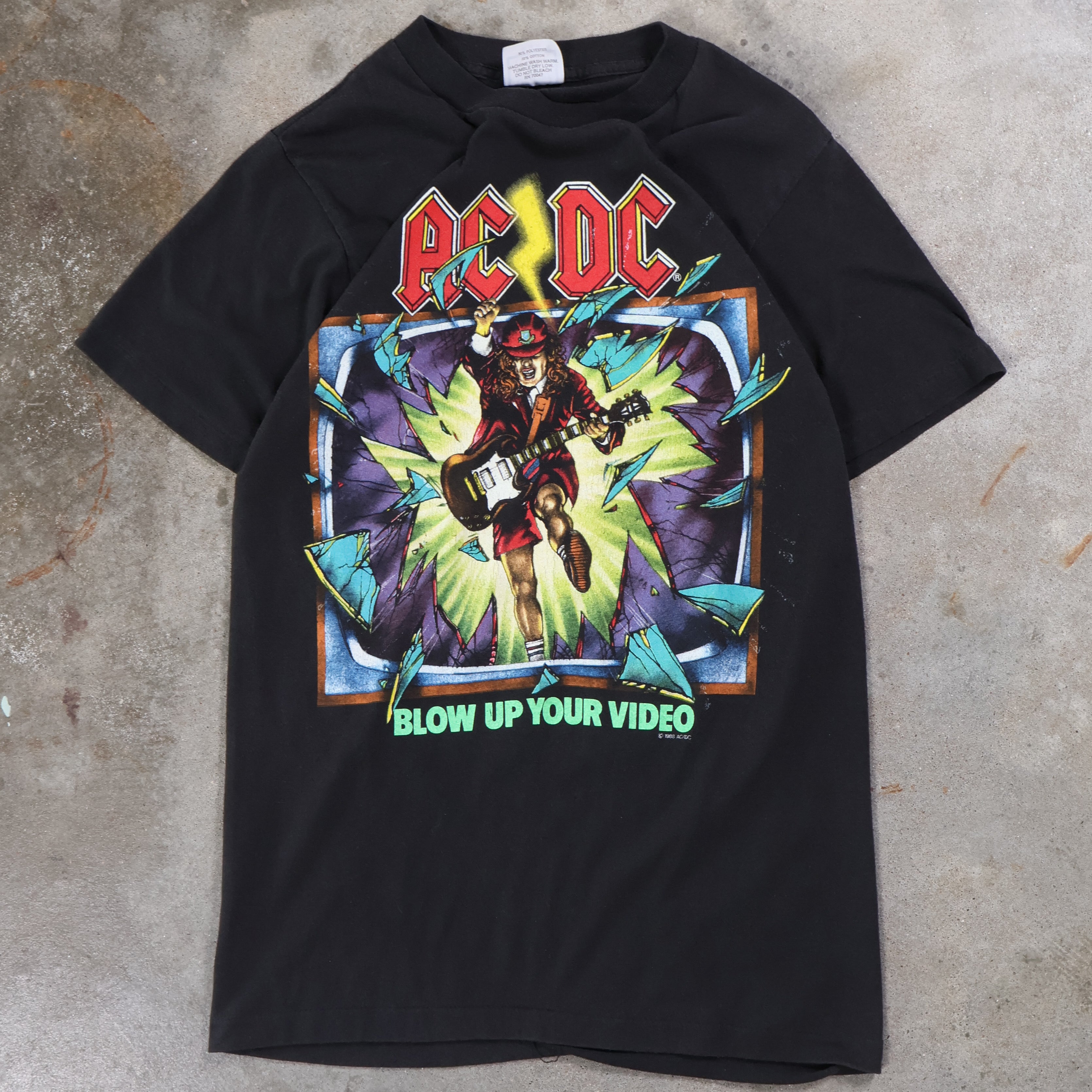 ACDC Blow Up Your Video World Tour 1988 T-Shirt (Medium)