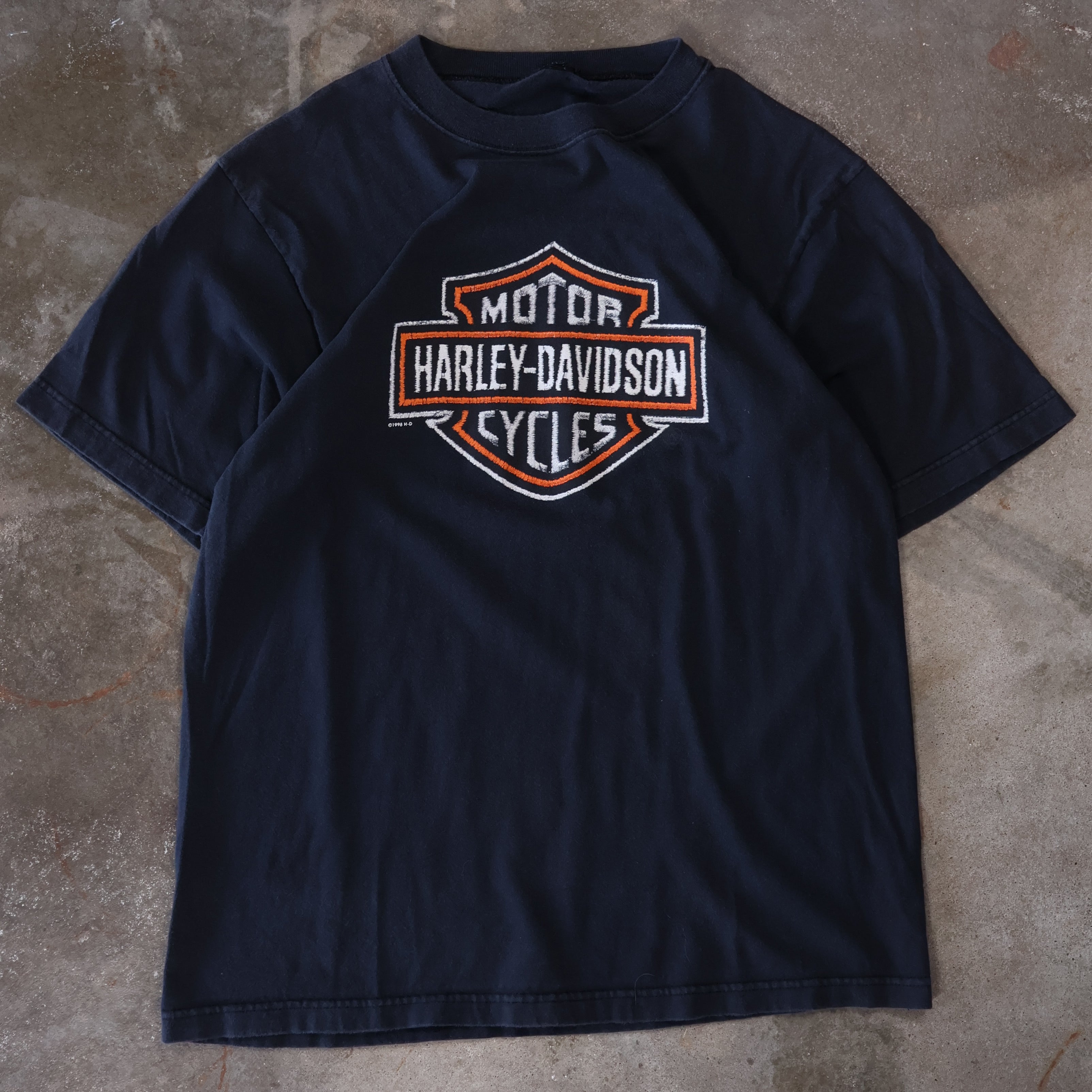 Black Harley Davidson Emblem T-Shirt 1998 (Large)