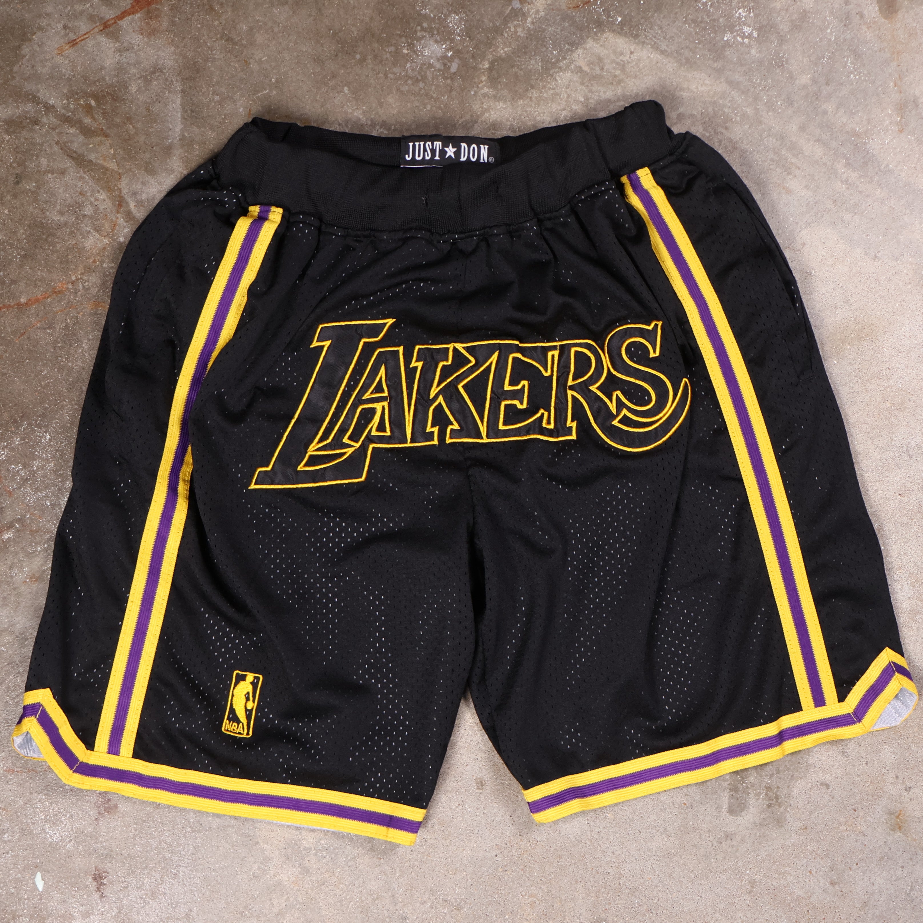 Black Lakers Mesh Shorts (Medium)