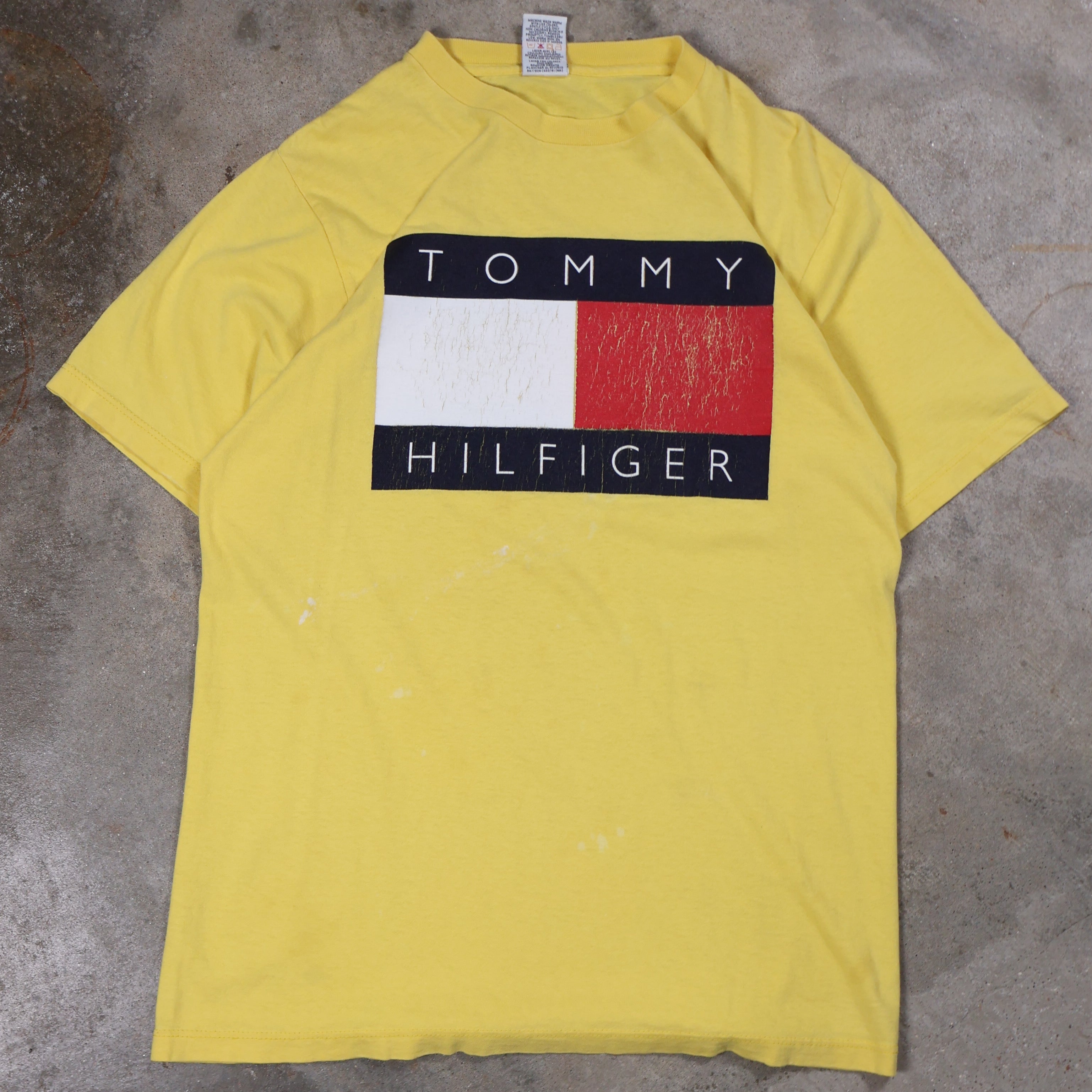Yellow Tommy Hilfiger T-Shirt 90s (Large)