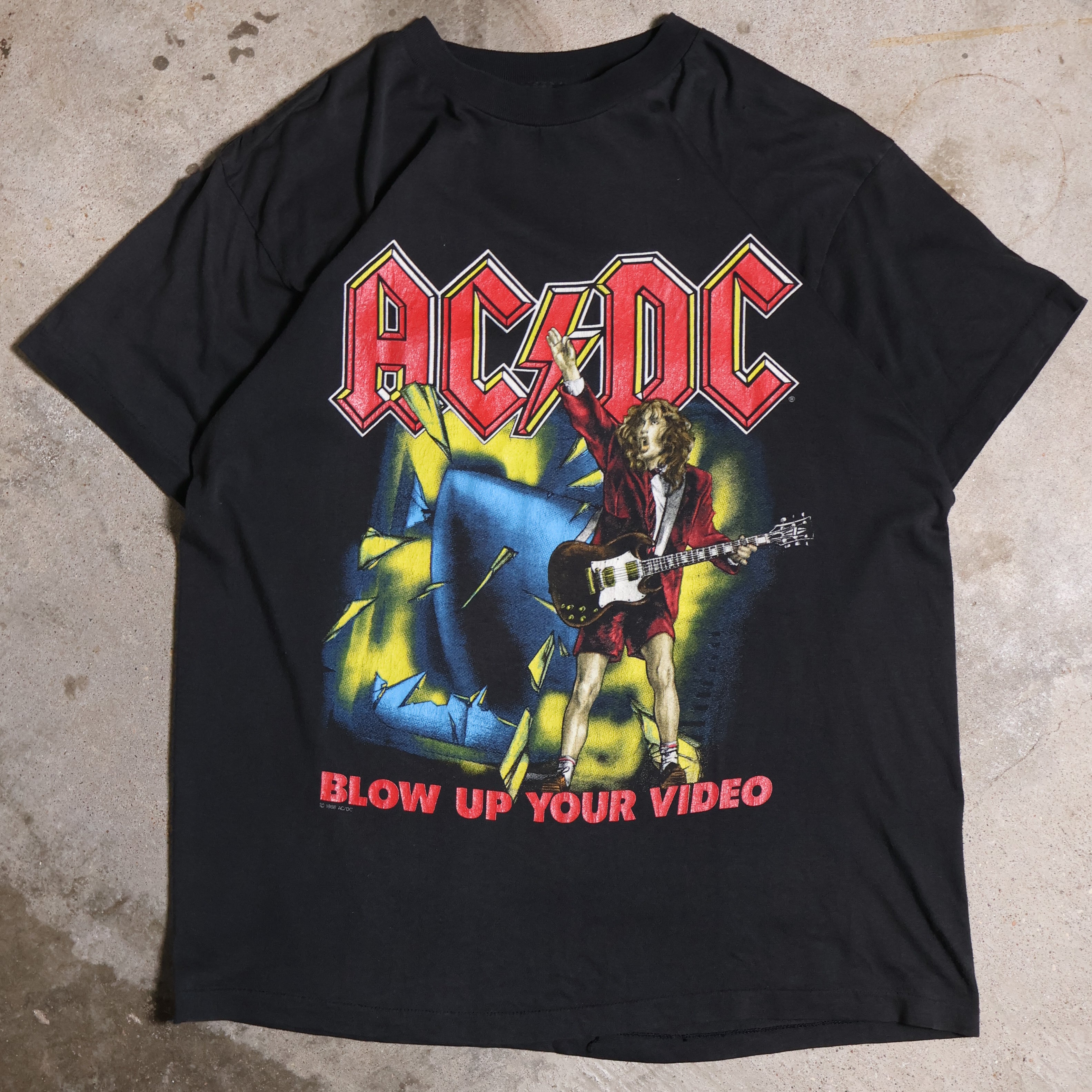 ACDC World Tour T-Shirt 1988 (Medium)