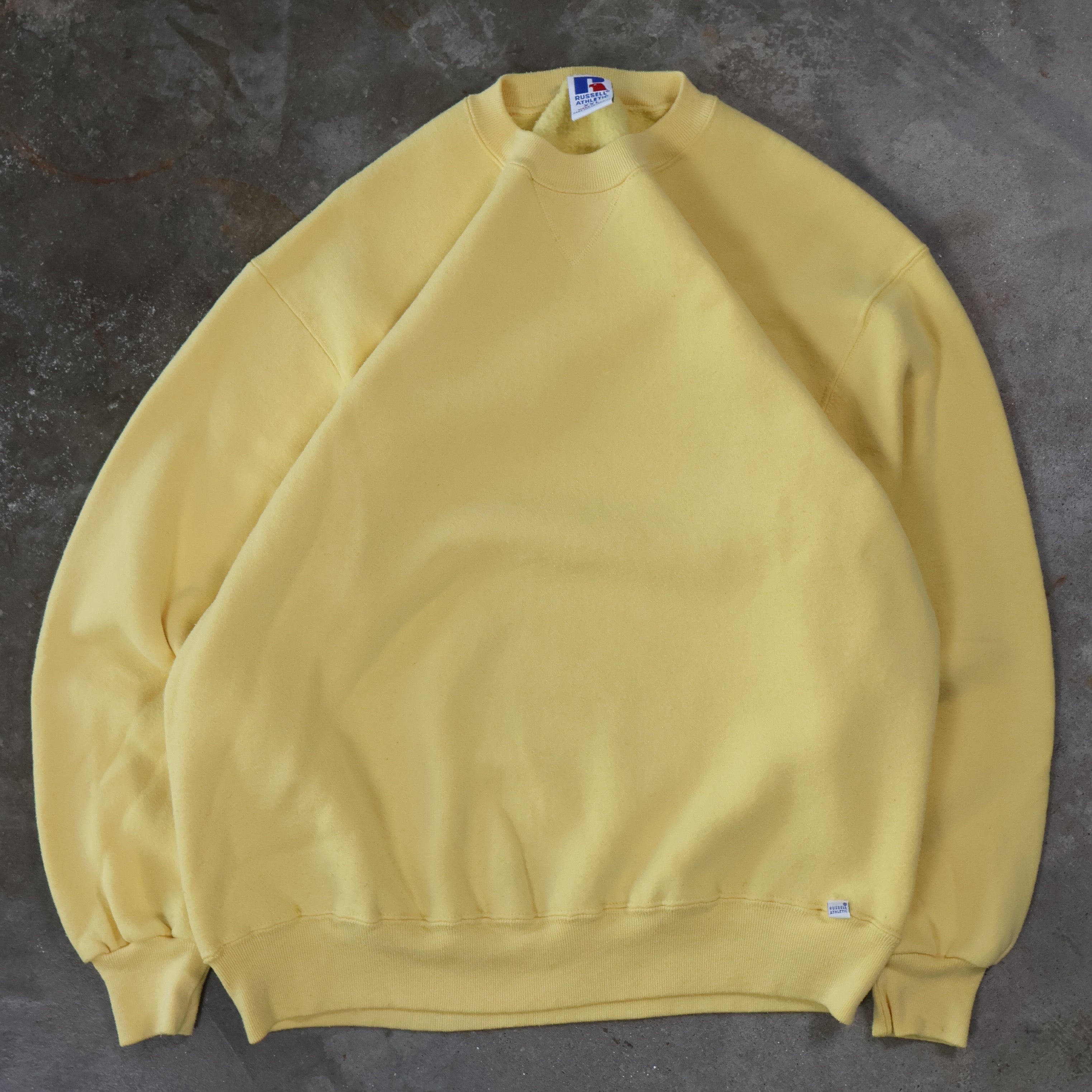 Pastel Yellow Russell Sweatshirt 90s (XL)