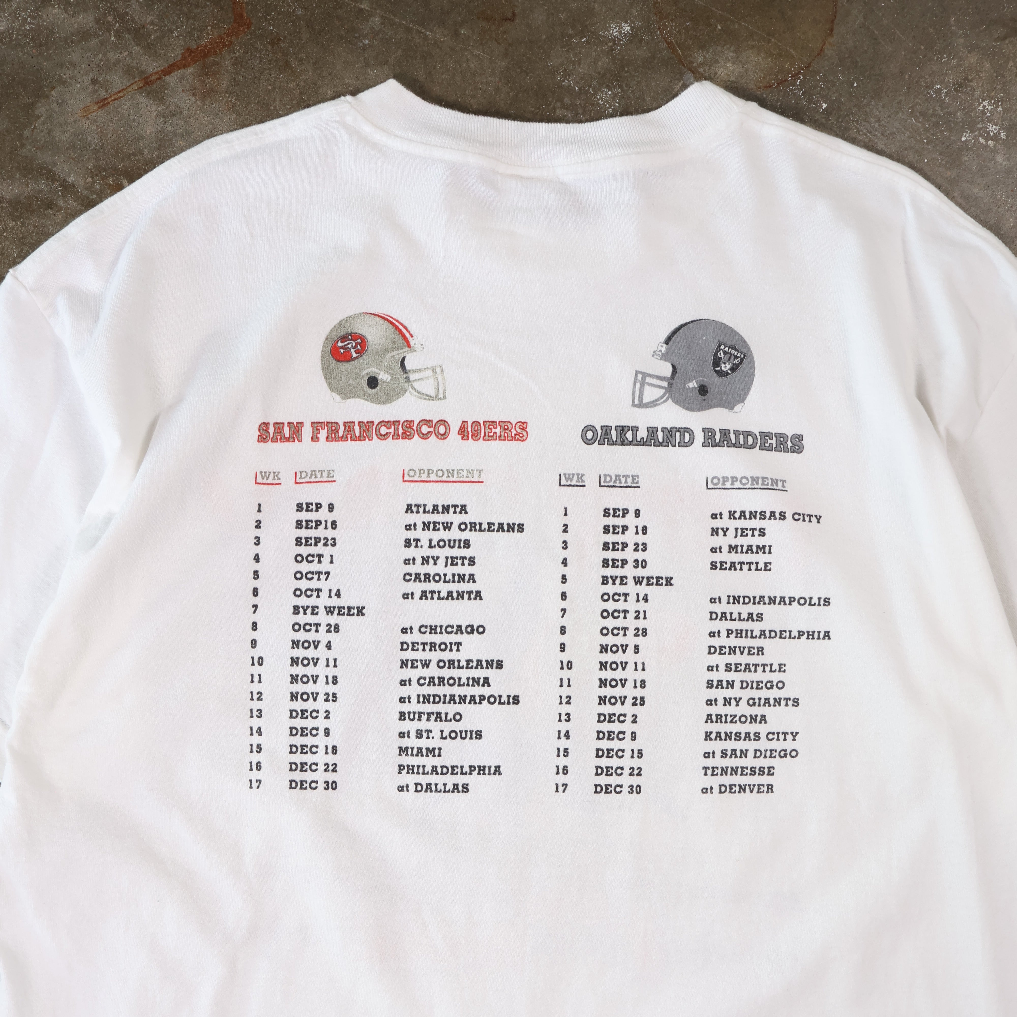 Oakland Raiders vs SF 49ers Battle of the Bay T-Shirt 2001 (XL)