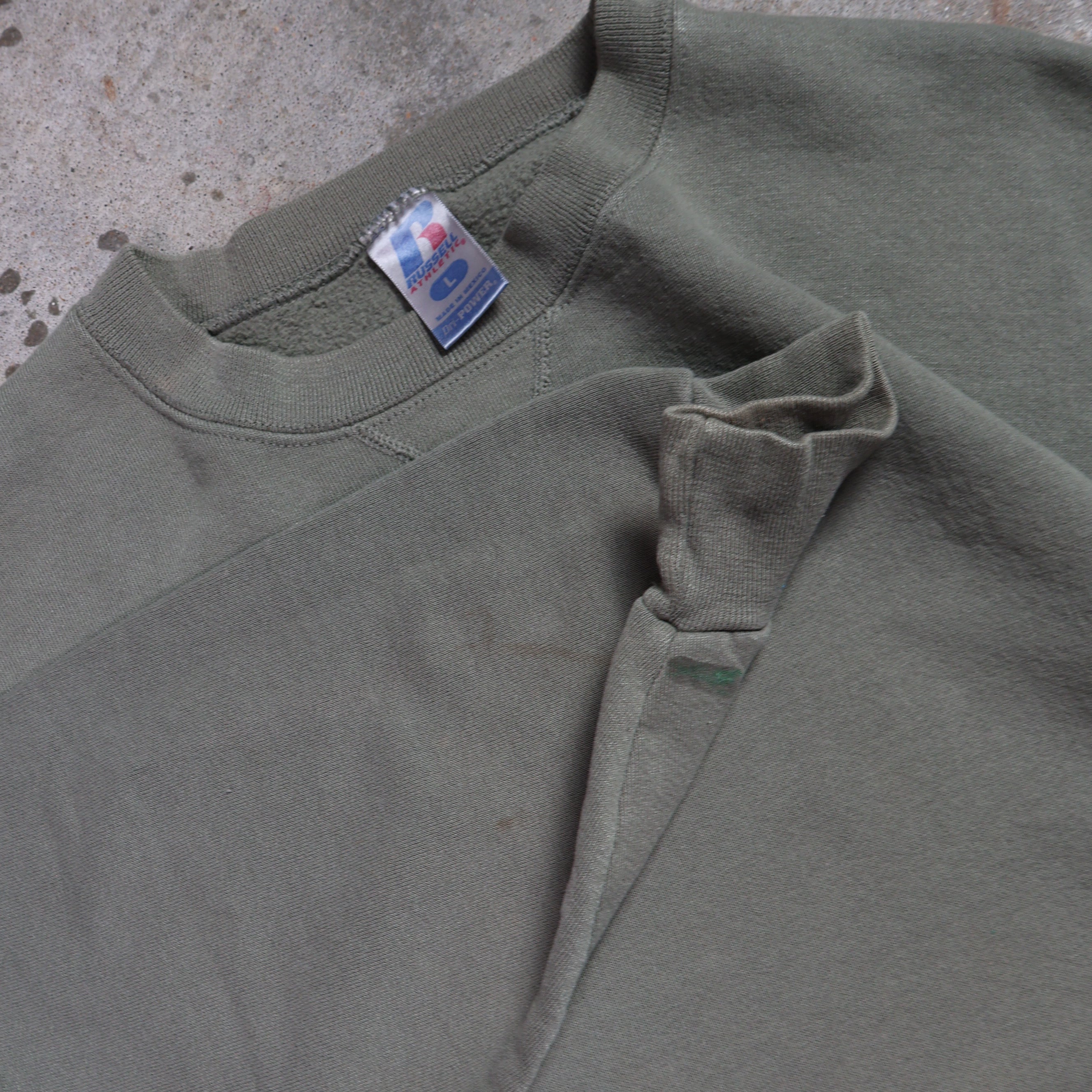 Military Green Russell Blank Sweatshirt 00s (Large)