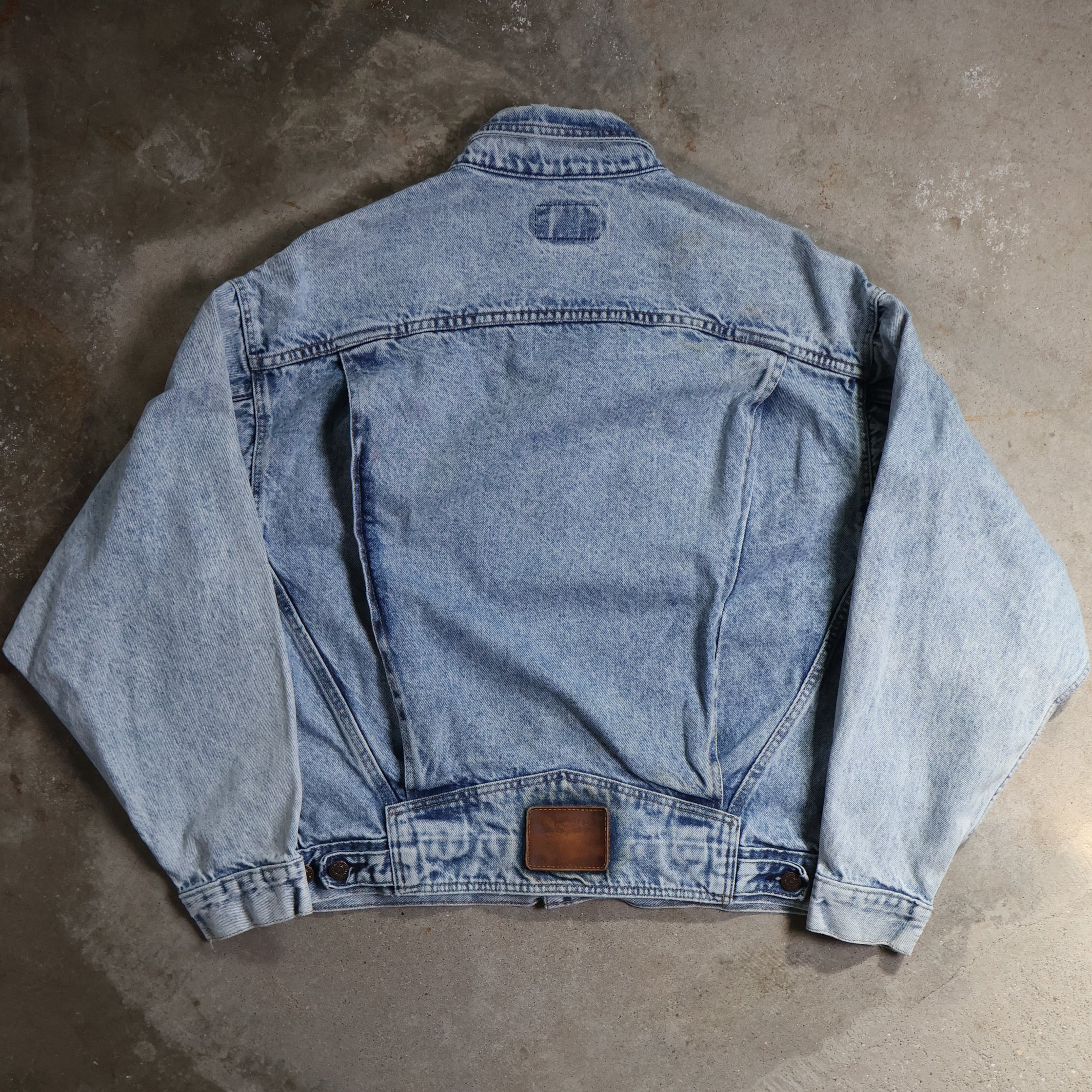 Boxy Levi's Denim Jacket 80s (Large)