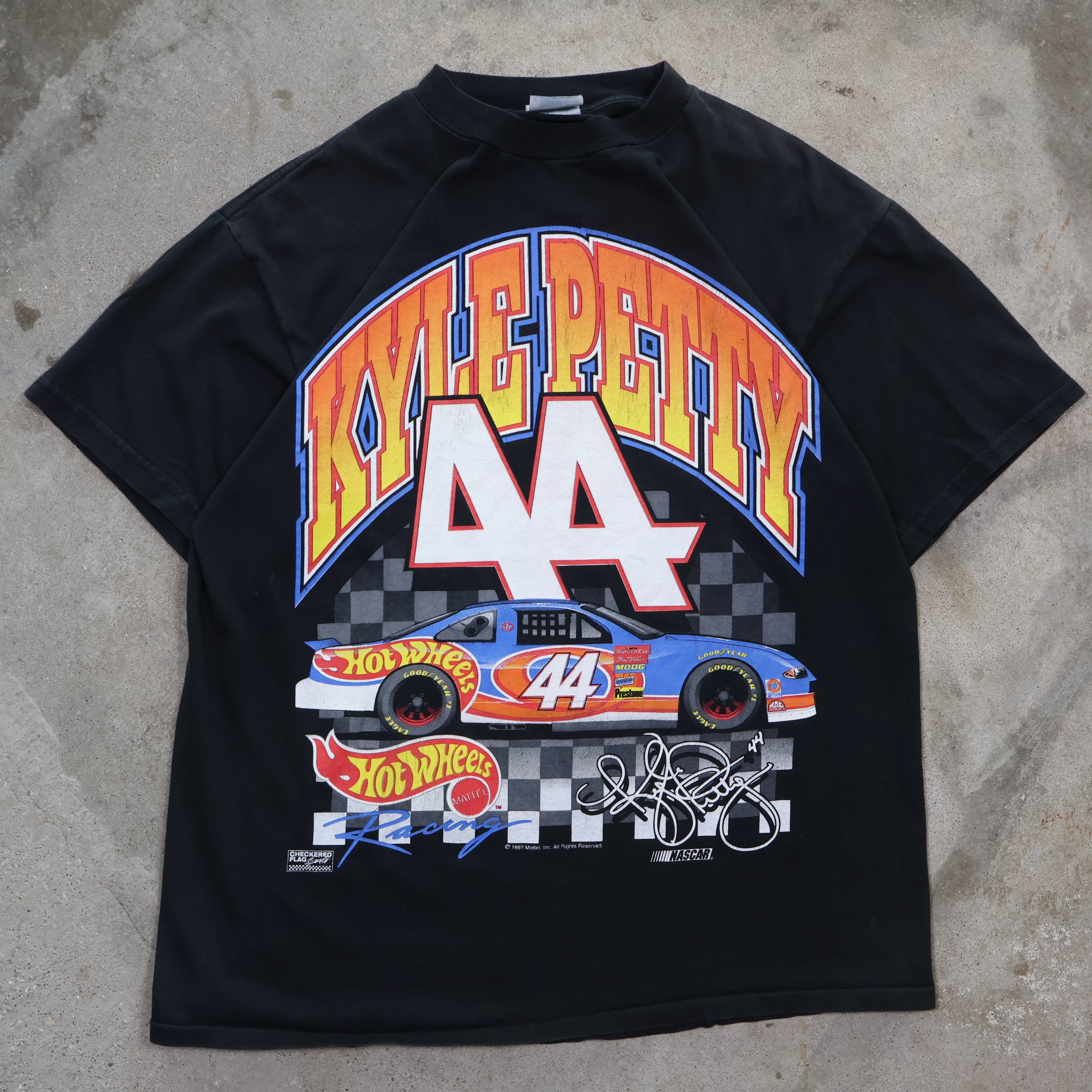 Hot Wheels Nascar Racing T-Shirt 1997 (Large)