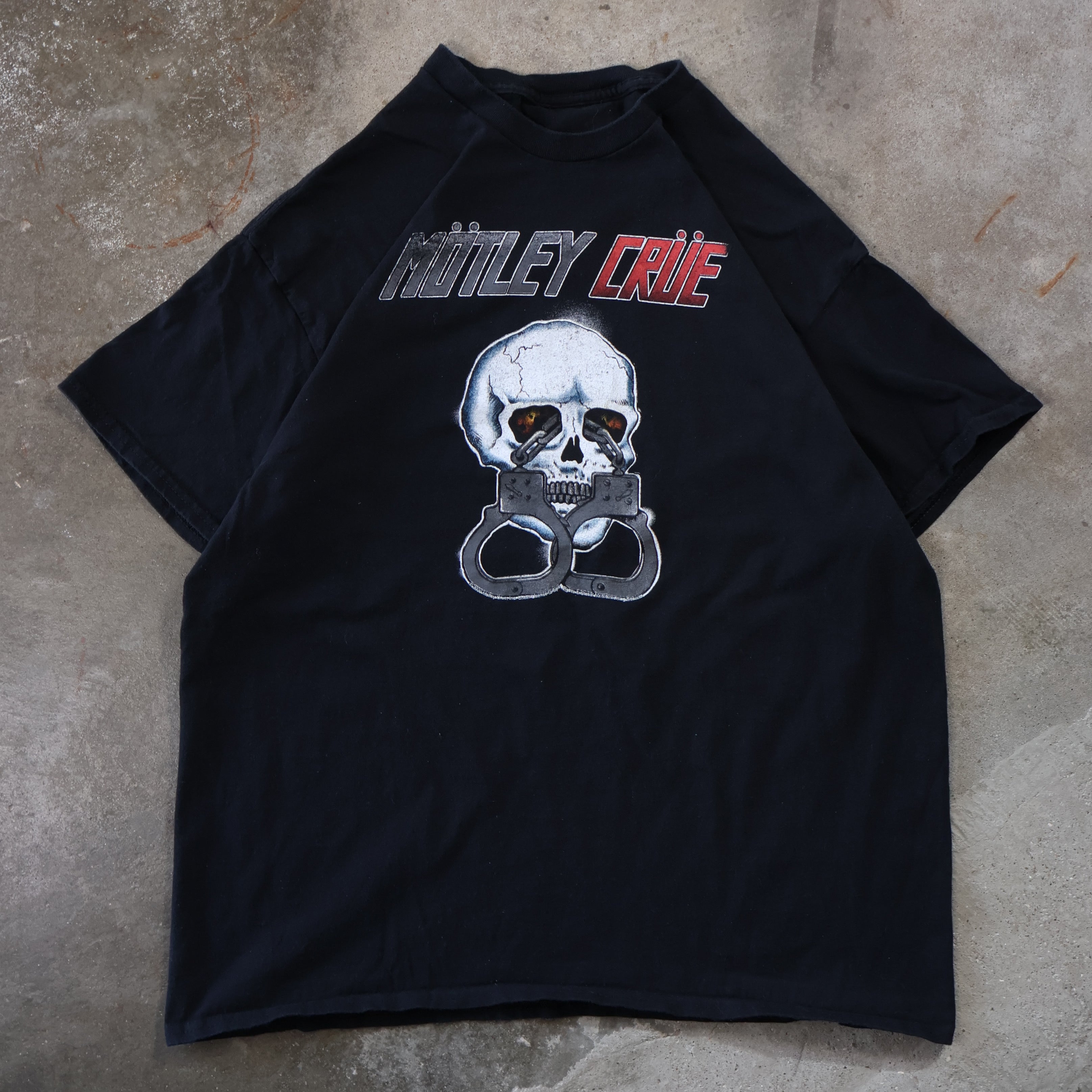 Motley Crue Skull Handcuff T-Shirt (XL)