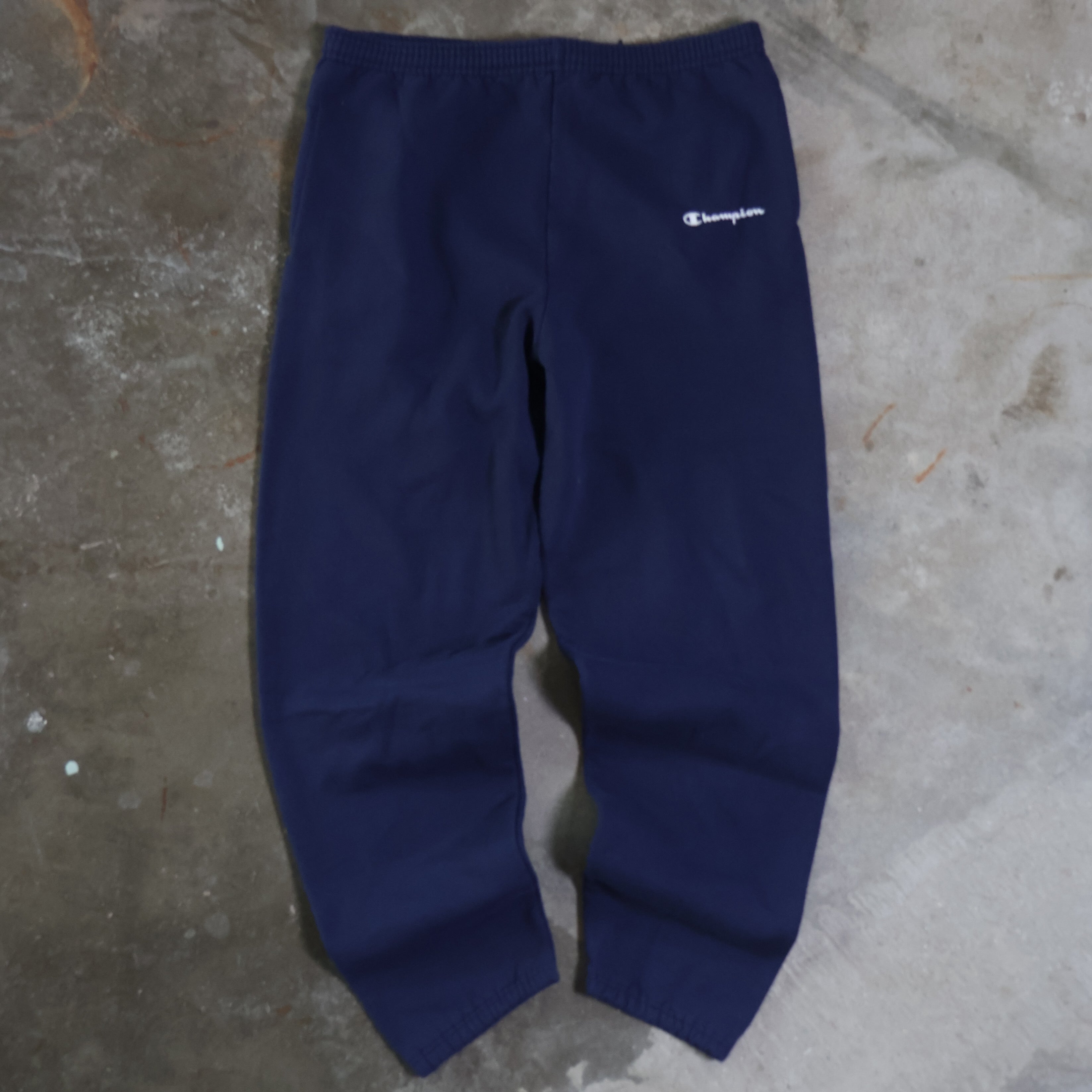 Navy Champion Sweatpants 00s (Medium)