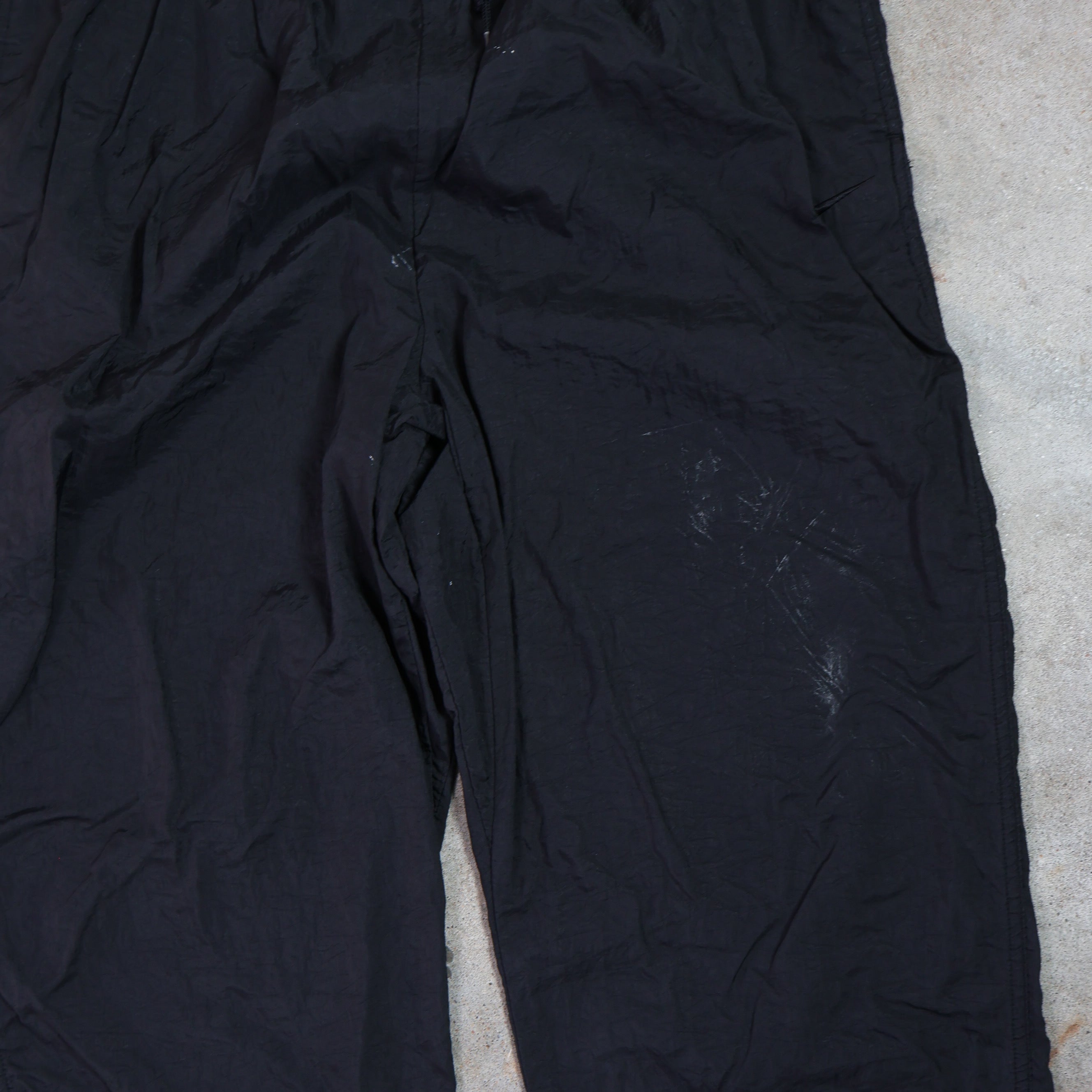 Black Nike Track Pants 90s (Medium)