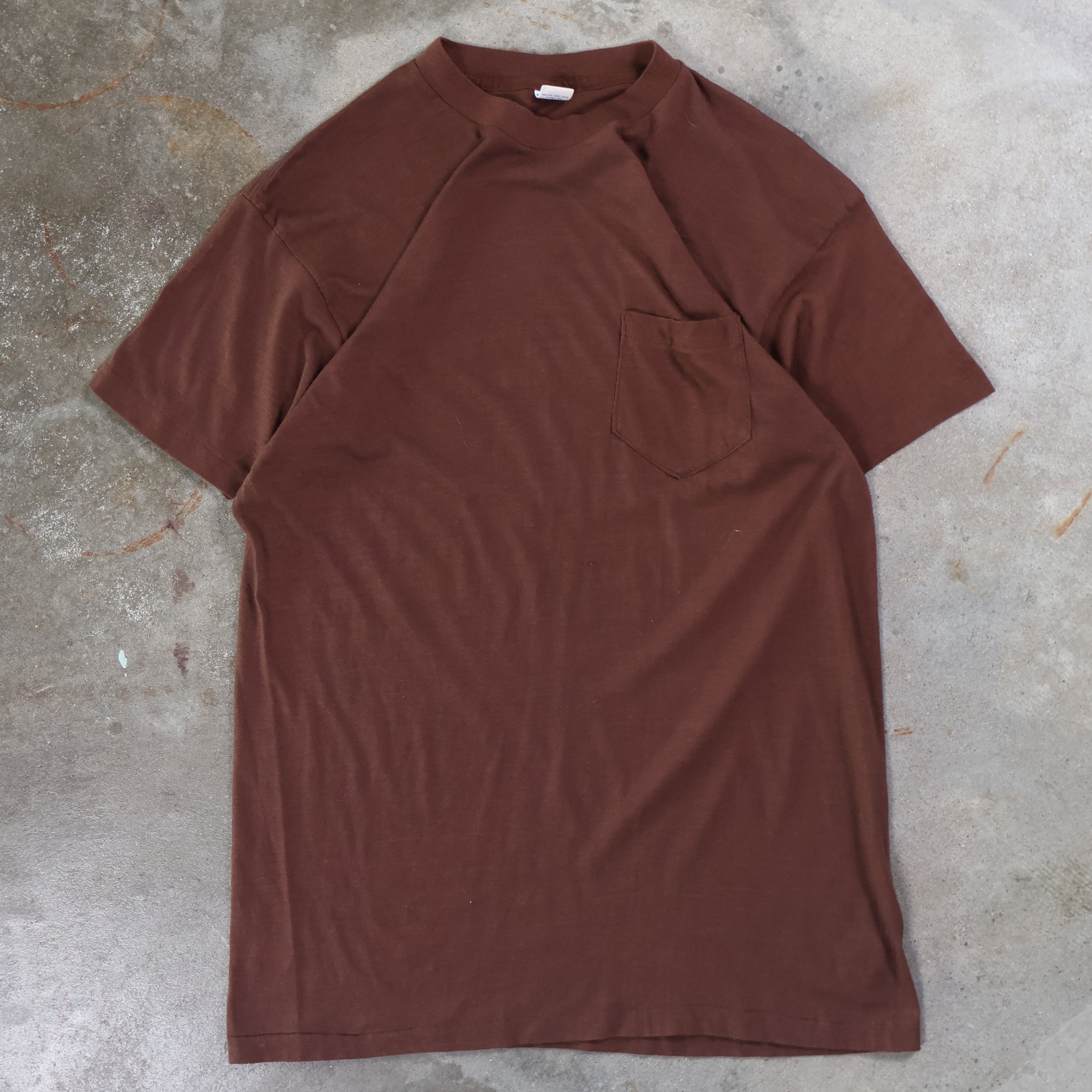 Brown Pocket Blank T-Shirt 80s (Medium)