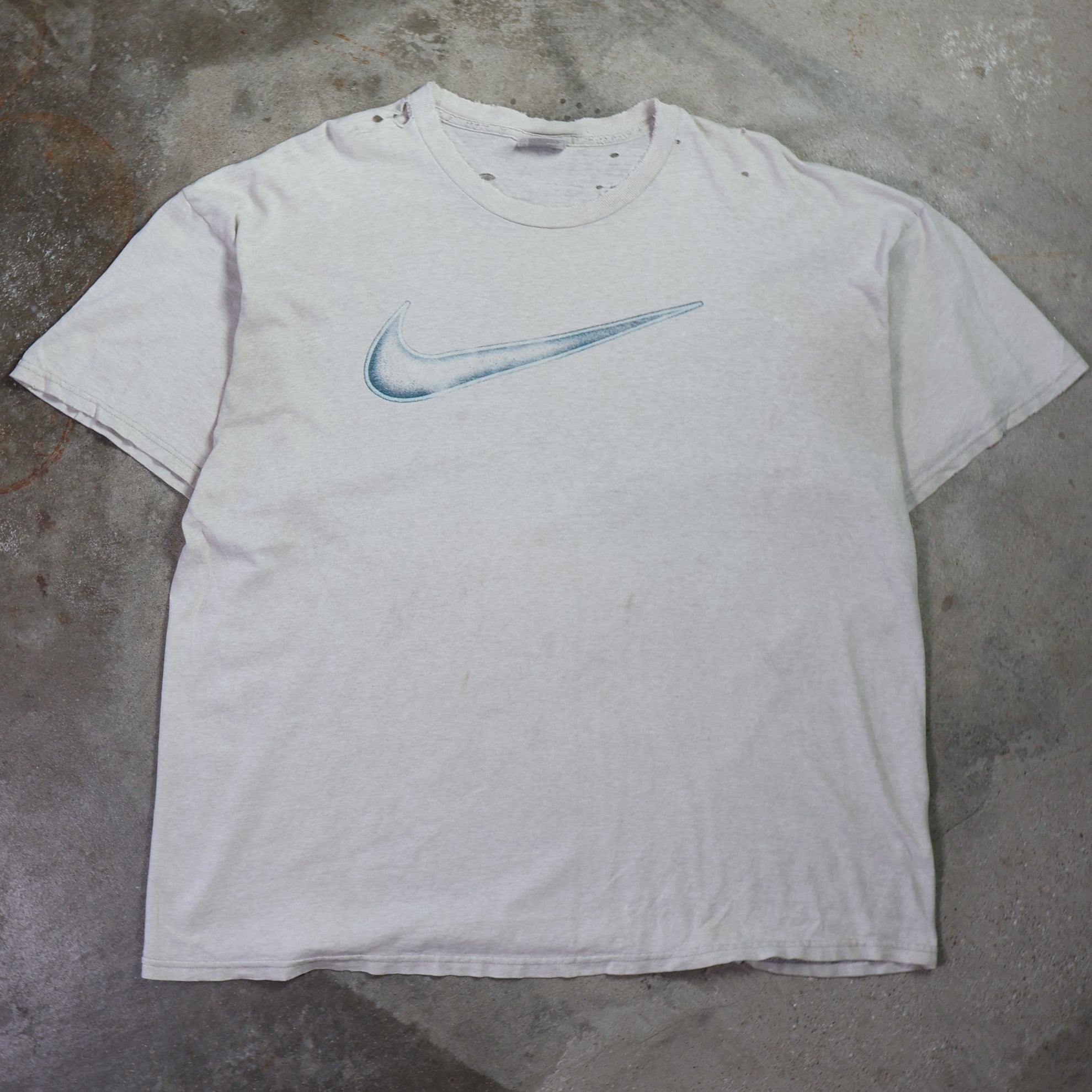 Nike Big Logo Distressed T-Shirt 90s (XL)