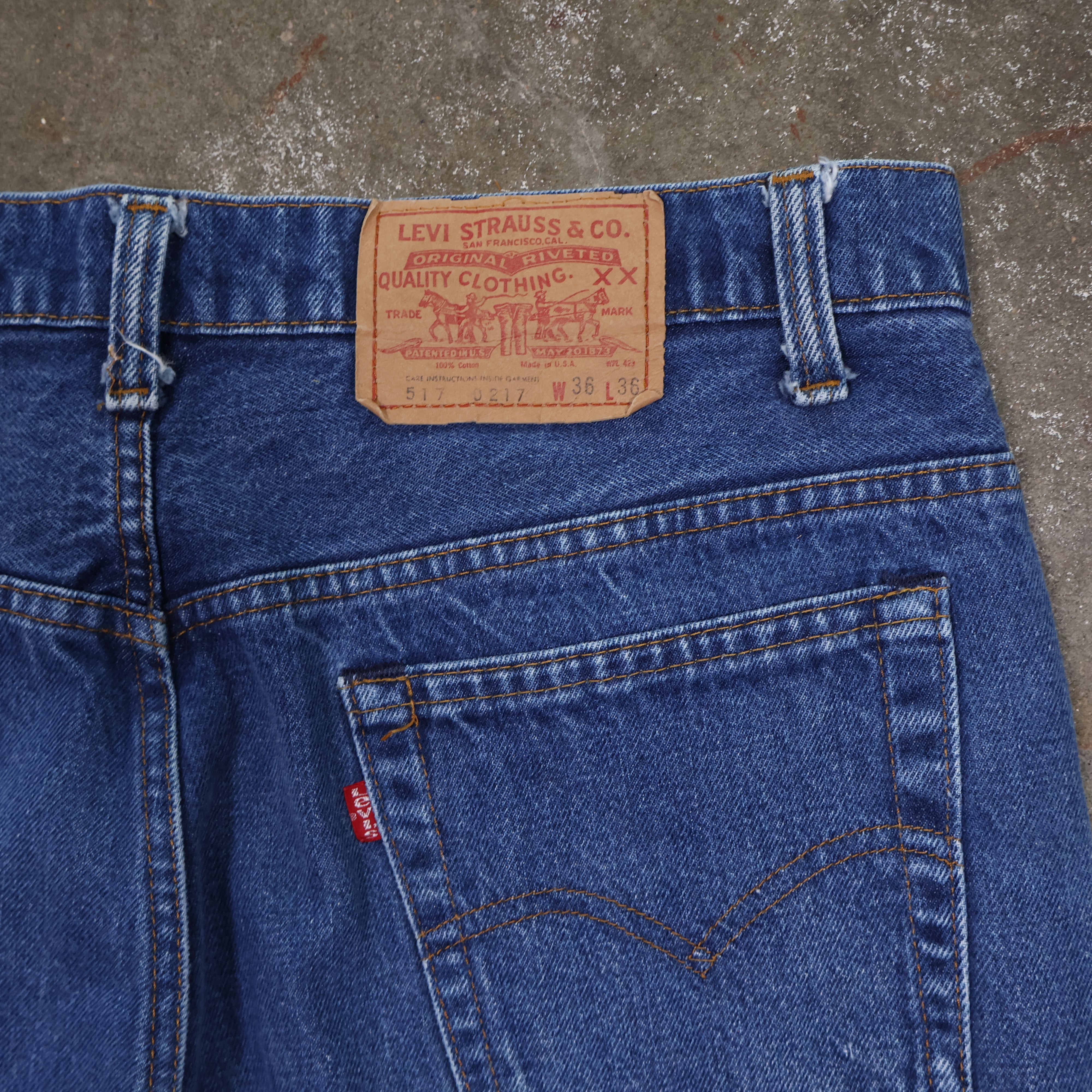 Levi's 517 Bootcut Jeans 90s (35")