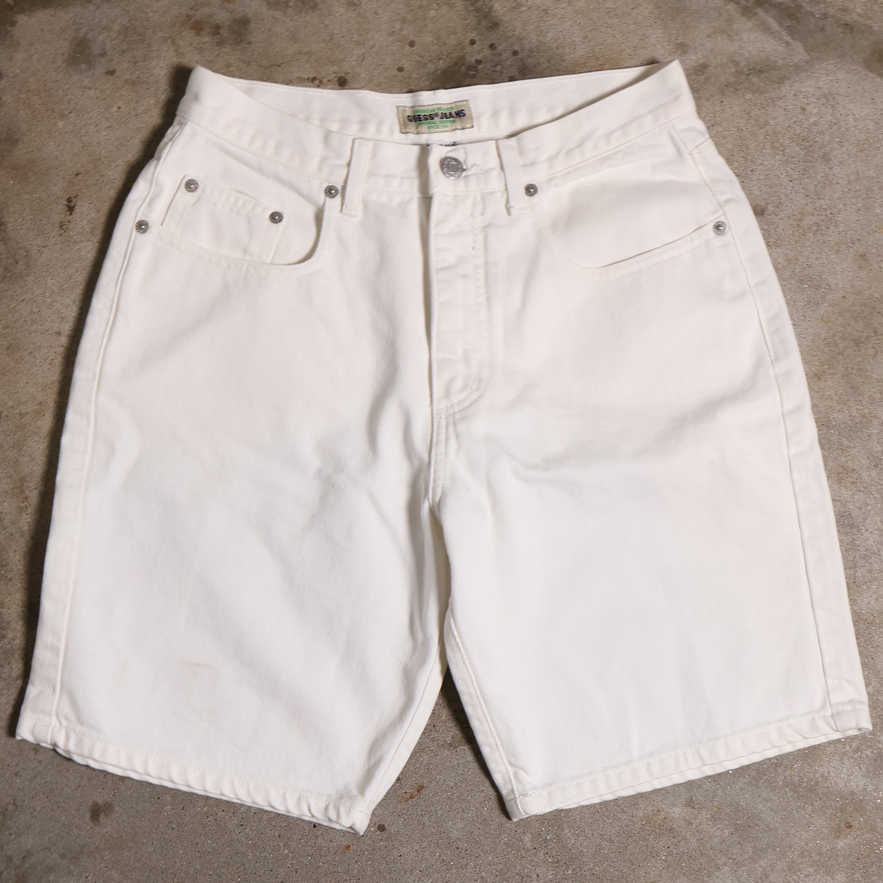 Highwaisted White Guess 90s Jorts (27”)