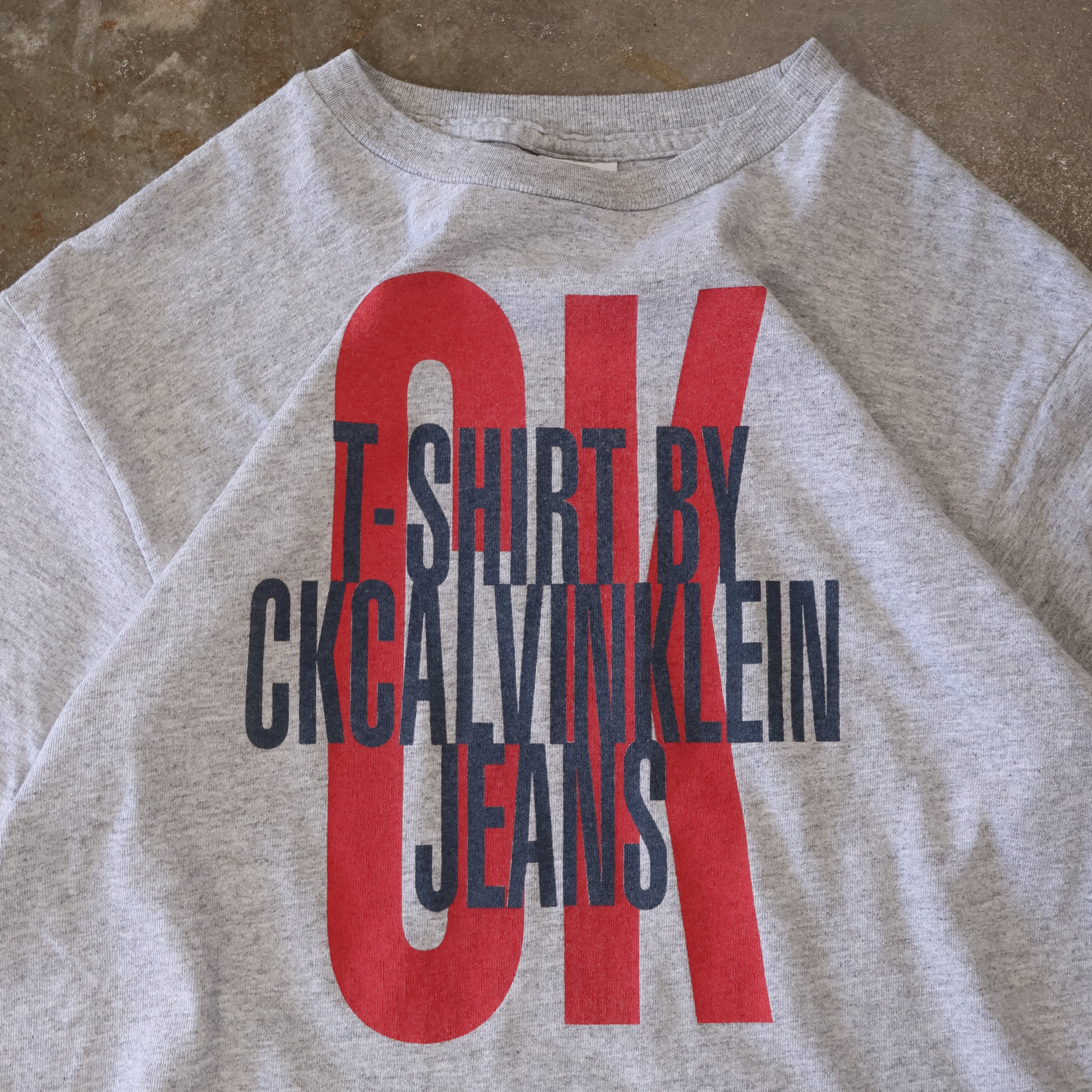 Calvin Klein T-Shirt 90s (Small)