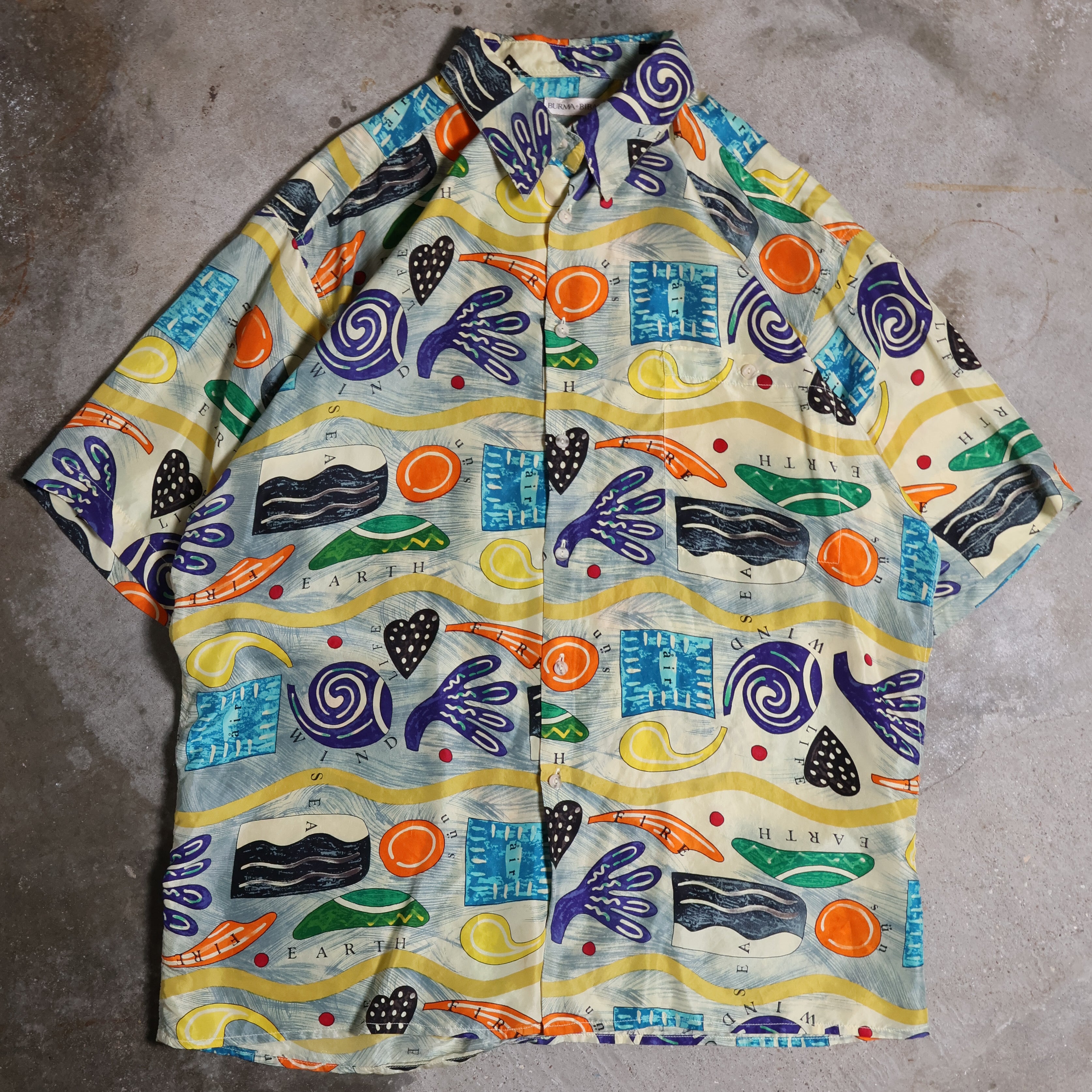 Elemental Silk Button-Up T-Shirt 90s (XL)