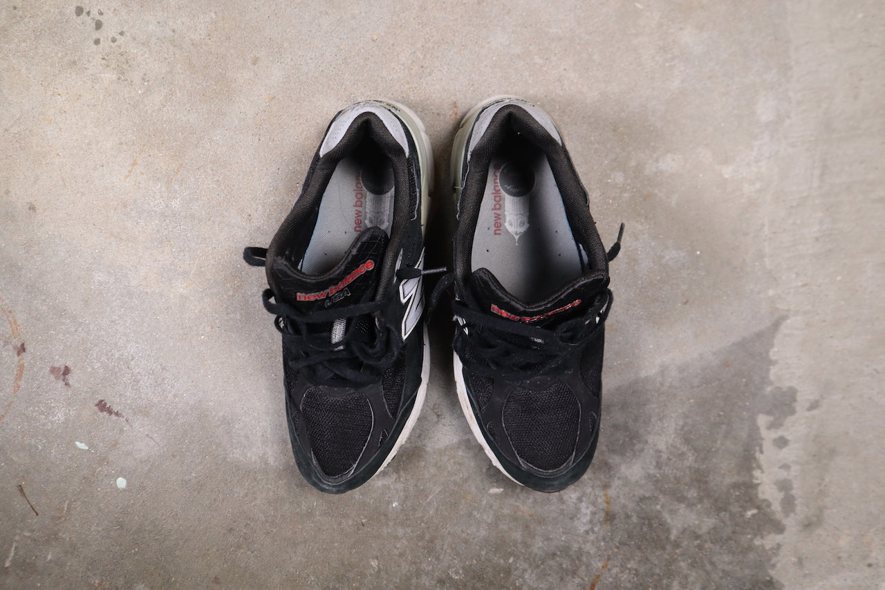 Black New Balance 990s Shoes (Size 11.5M)